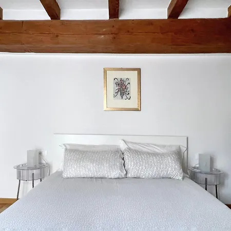 Ur Nest Santo Stefano דירה
